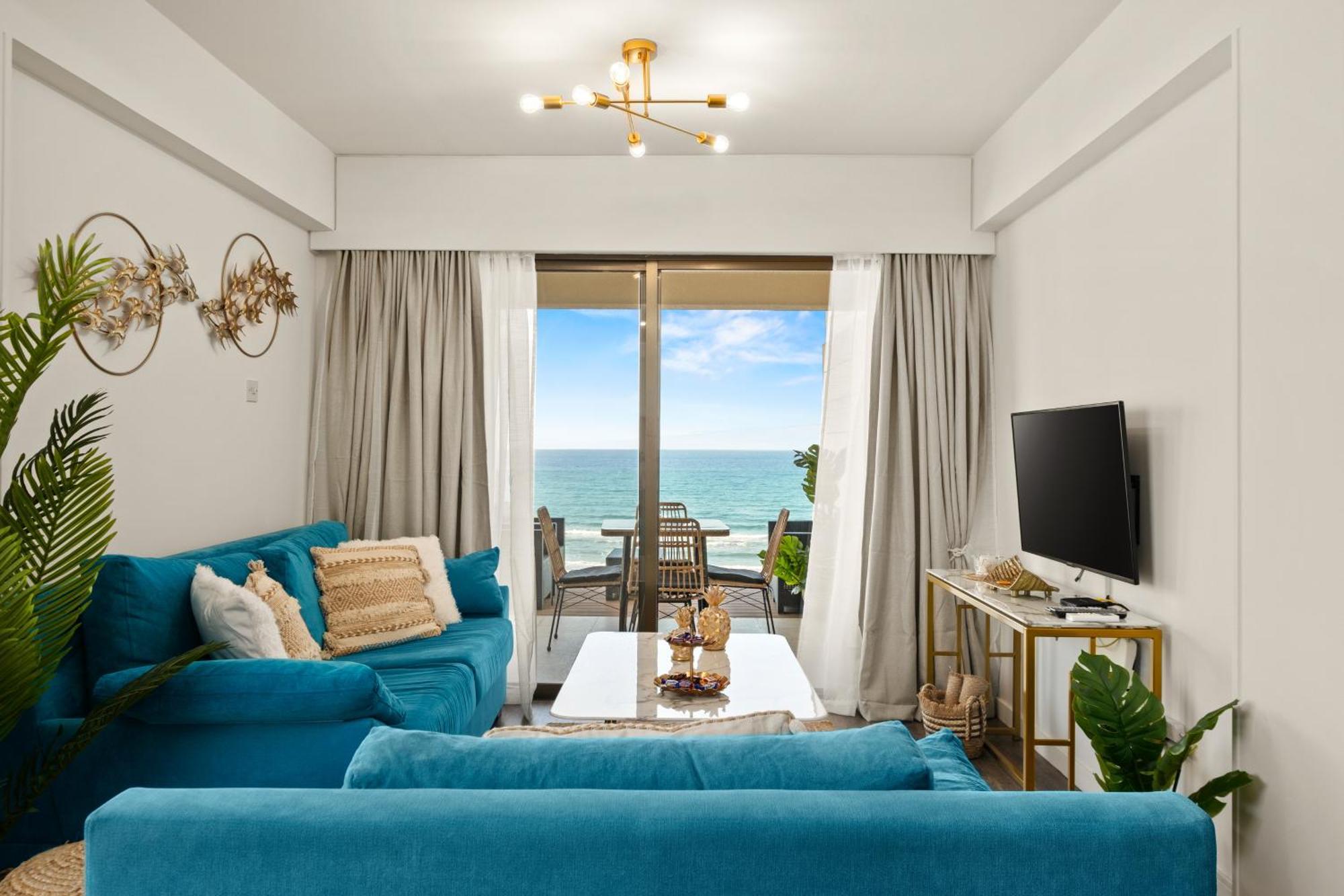 Lazuli Sea View Beachfront Ap 254 Apartment Larnaca Ngoại thất bức ảnh